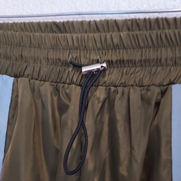 NEW Army Green Nylon Jogger Pants w/ Orange & Silver Block Size S - Picture 5 of 11